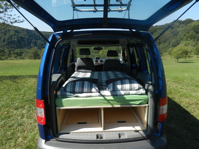 Dacia Jogger mit Bett zum Nachrüsten für Camper